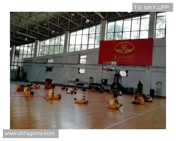 广州篮球队的比赛经验分享与成长之路探讨 广州篮球队的比赛经验分享与成长之路探讨